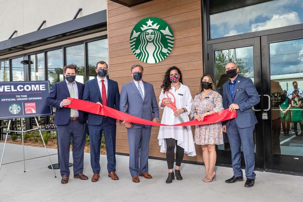 StarbucksRibbonCutting